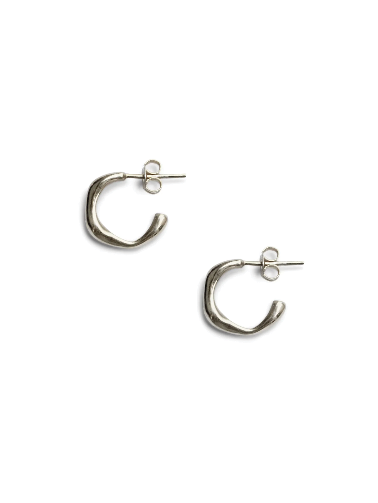 Momoko Hatano Silver Small Baroque Hoops